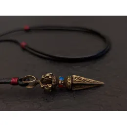 Dorje Phurba Anhänger: Tibetischer Buddhistischer Ritualdolch als Schutzamulett