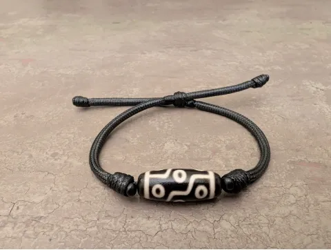Dzi Armband 9 Augen Dzi-Stein