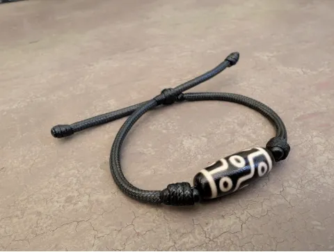 Dzi Armband 9 Augen Dzi-Stein
