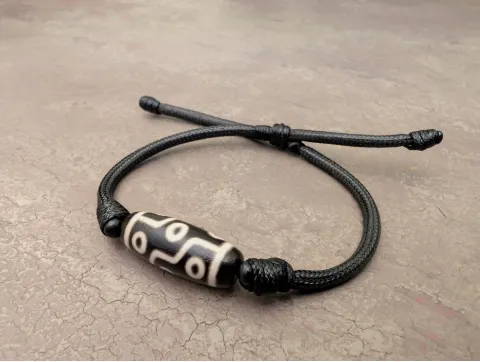 Dzi Armband 9 Augen Dzi-Stein