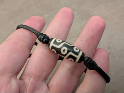 Dzi Armband 9 Augen Dzi-Stein