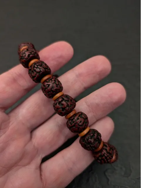 Tibetisches Rudraksha Shiva Armband mit Olivenholz