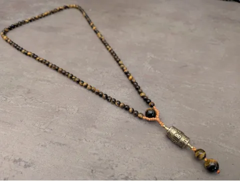 Tigerauge Mala Kette mit buddhistische Gebetsmühle Anhänger