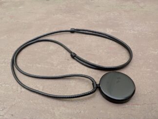 Schwarzer Obsidian: Amulett gegen negative Energie
