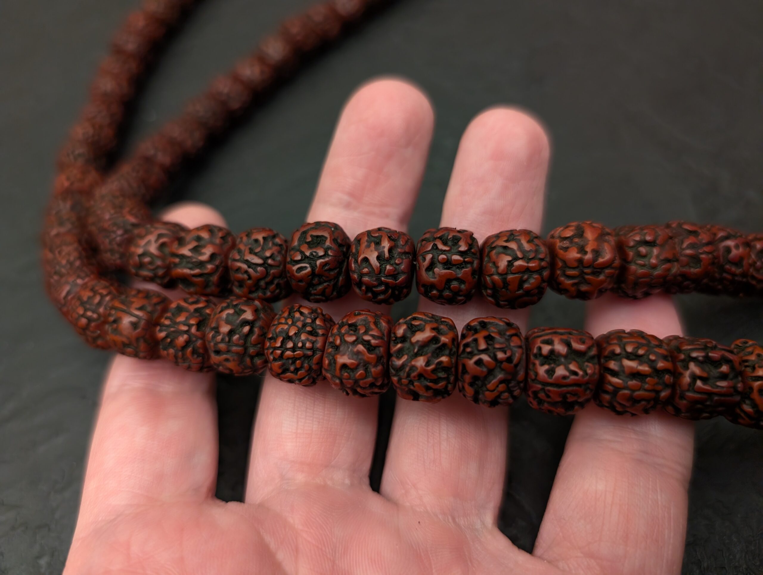 Rudraksha Mala Kette 108 Perlen Gebetsperlen