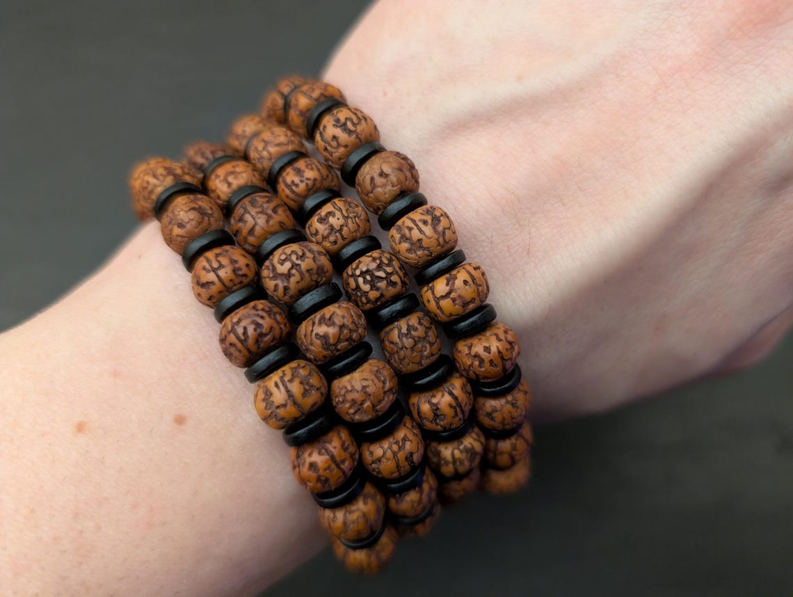 Tibetisches Rudraksha Armband mit Ebenholz